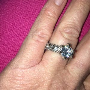 Princess  👸🏼 Victoria Ring 💍